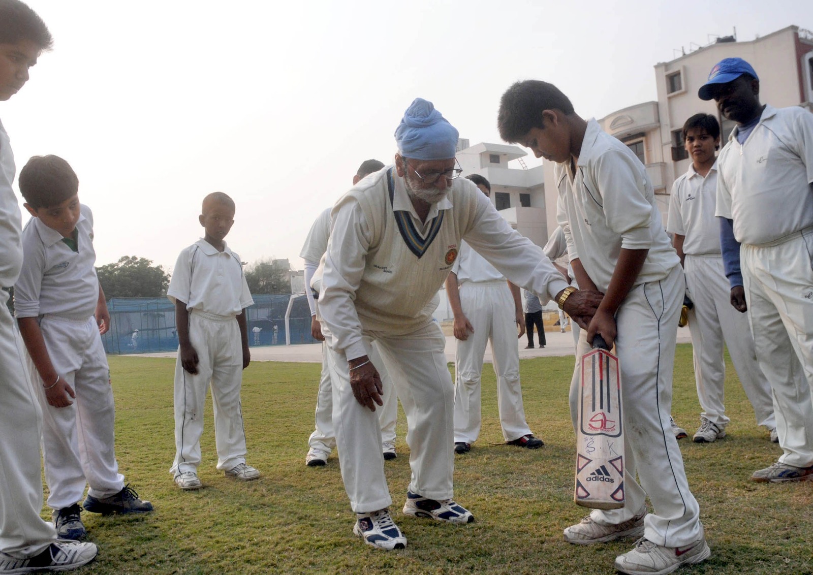 Choosing the Best Cricket Academy in Delhi
